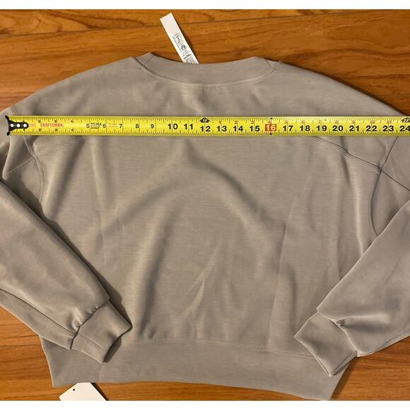 Lululemon Oversized Soft Cropped Longsleeve Top - Picture 7 of 10